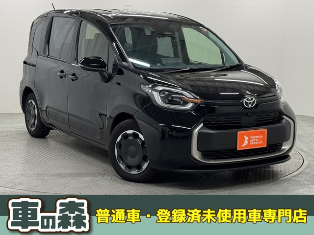 【主要装備】ディスプレイオーディオプラス　パノラミックビューモニター　ACコンセント　レーダークルーズコントロール　5人乗り仕様　衝突軽減ブレーキ　誤発信抑制機能　車線逸脱警報　両側電動スライドドア★