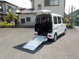 ダイハツ ハイゼットカーゴ 660 スローパー SAIII リヤシートレス仕様 折り畳み補助シート付き 衝突軽減ブレーキ　リアスロープ　ウインチ