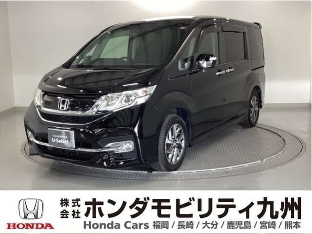 色々な装備がついた、ステップワゴン スパーダ アドバンスパッケージαです。