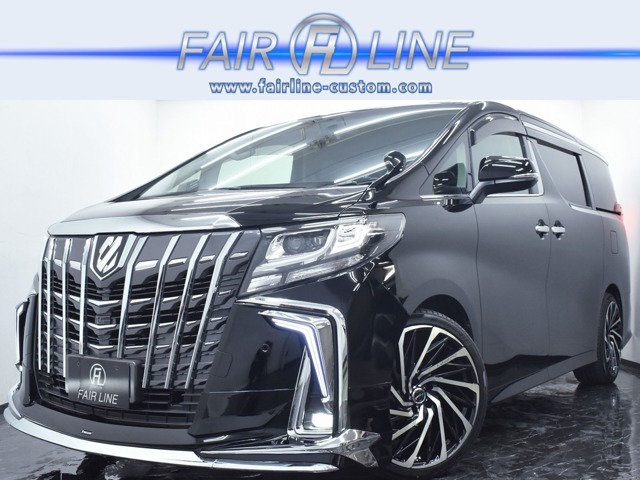ホイールのサイズやデザイン変更OK！自社仕上げ車両！各所仕様変更、カスタムカー追加パーツ取付承っております！詳しくはHPにて！