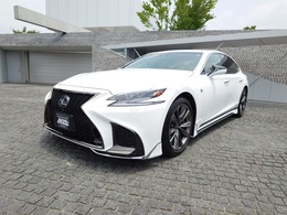 レクサス LS 500h Fスポーツ 4WD 