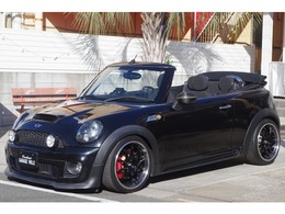 ミニ ミニコンバーチブル ジョン・クーパー・ワークス 