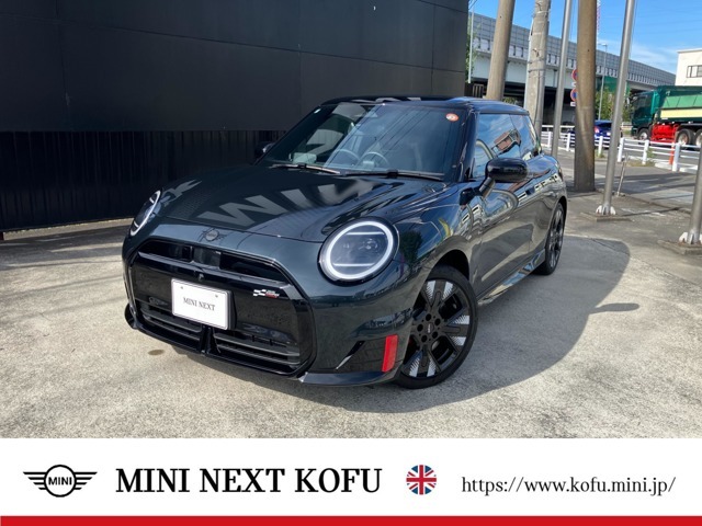 MINI正規ディーラー取り扱い　MINI認定中古車　MINI　NEXT甲府　お車の詳細や展示状況は055-236-3252もしくはフリーダイヤル0078-6002-322544までお気軽にお問合せ下さい。http://www.kofu.mini.jp/dealer/kofu/