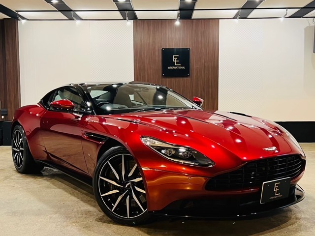 アストンマーティン DB11 ローンチエディション 2017年 1.5万