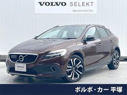 ボルボ V40クロスカントリー T5 AWD タック エディション 4WD 認定中古車　インテリセーフ　禁煙車