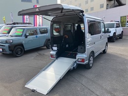 ダイハツ ハイゼットカーゴ 車いすスローパー　4WD 