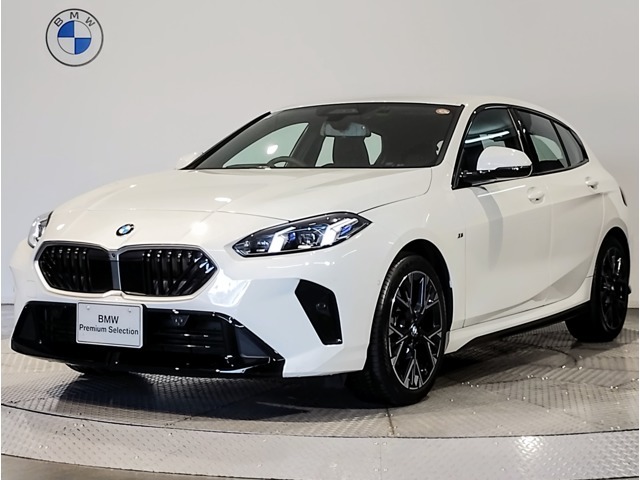 ★120d M Sportが入庫致しました！！ 外装色はアルピンホワイトとなっております。弊社お薦めの1台となります！！ぜひご検討下さいませ！！