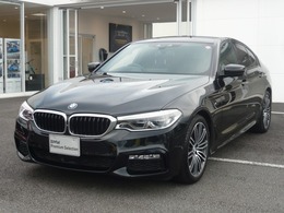 BMW 5シリーズ 523i Mスポーツ ヘッドアップディスプレイ　オートトランク