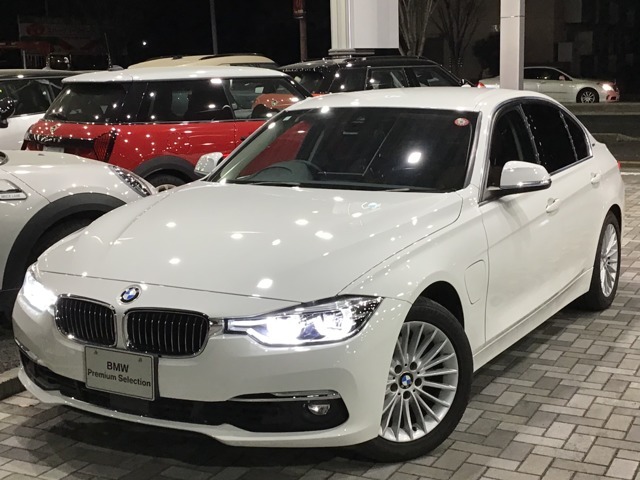 このお車は【浦和美園支店】に展示中です！ご来場、お問い合わせをスタッフ一同お待ちしております。＜住所＞埼玉県さいたま市緑区美園6-11-1　＜TEL＞048-812-2525