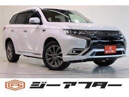 三菱 アウトランダーPHEV 2.4 G プラスパッケージ 4WD R2登録ナビTV360°カメラ電動RゲートLED