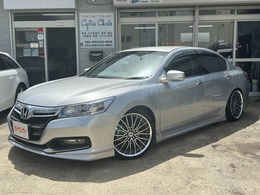 ホンダ アコードハイブリッド 2.0 LX 