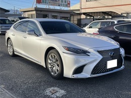 レクサス LS 500h エグゼクティブ 車検8年7月・走行48000km