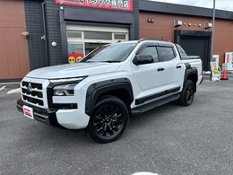 三菱 トライトン 2.4 GSR・4WD・0.5t積 純正ナビ　全方位カメラ　バックカメラ　エ