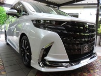 トヨタ アルファード ハイブリッド 2.5 スペーシャス ラウンジ E-Four 4WD