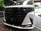 ハイブリッド 2.5 スペーシャス ラウンジ E-Four 4WD