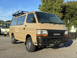 トヨタ ハイエースバン 4WD　ディーゼル　DX　ロング　3000CC DX