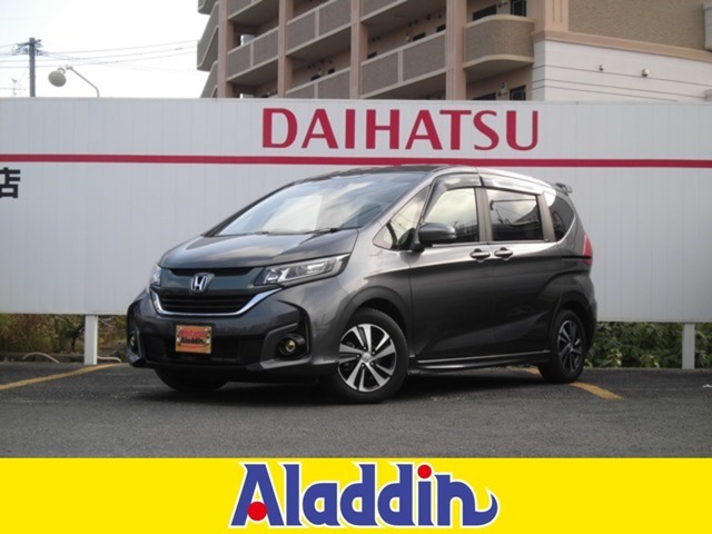 ご成約のお客様5000km毎に無料のオイル交換サービス！（次回車検まで、詳しくはスタッフにお尋ね下さい）