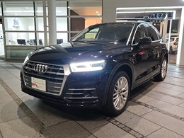 アウディ Q5 2.0 TFSI クワトロ 1st エディション 4WD 