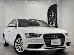 アウディ A4 2.0 TFSI クワトロ 4WD 