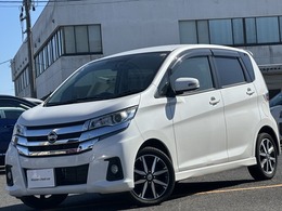 日産 デイズ 660 ハイウェイスターGターボ 4WD 衝突軽減ブレーキ　純正ナビ　ワンオーナー