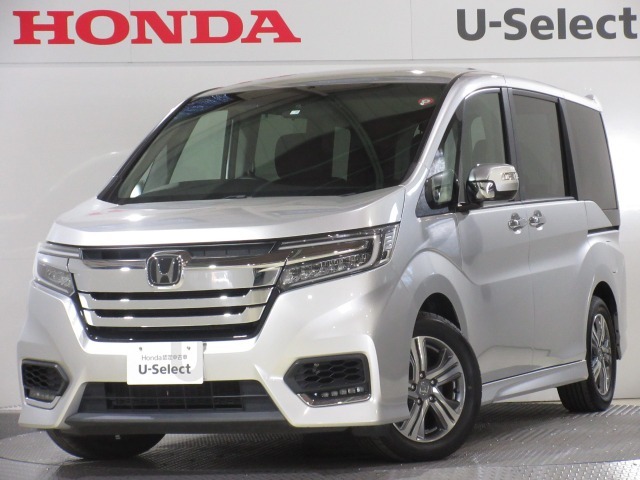 ワンオーナー車のステップワゴン (e:HEV スパーダGホンダセンシング)が入庫です。2023年、21年に当社自社工場にて法定点検を実施しております。過去の整備は整備記録簿での確認ができます。