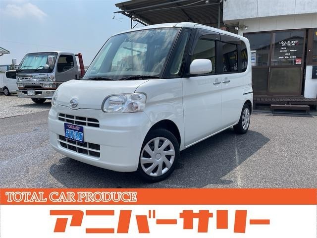 外装綺麗です内装禁煙車なので嫌な臭いも無く快適です左パワスライドドア☆アイドリングストップ☆エアコン良く冷えています☆タイヤの溝もタップリあります☆見て納得のお車です是非見に来てください