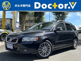 ボルボ V50 2.0e パワーシフト 黒革　キセノン 純正AW　ナビ　保証付