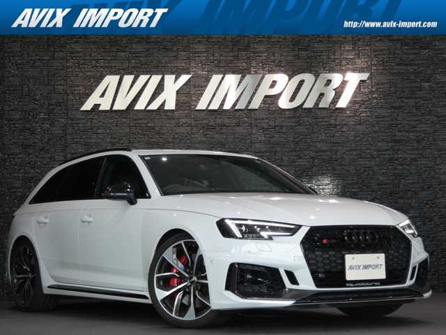 ご覧頂き誠に有り難う御座います　RS4アバント高品質車入庫です！！