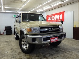 トヨタ ランドクルーザー70 4.0 4WD 5MT　禁煙車