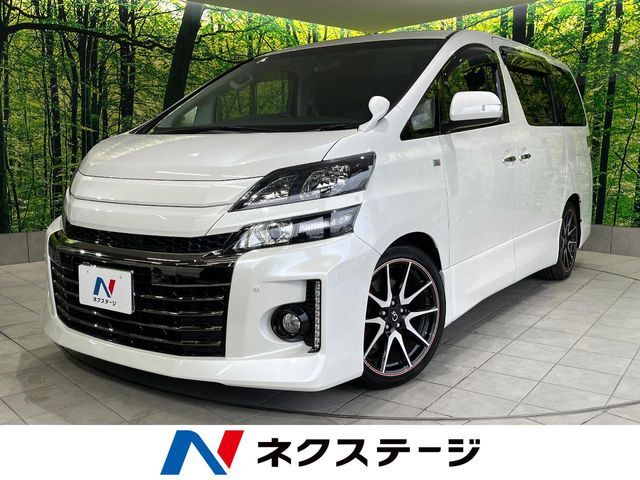 禁煙車　純正ナビ　バックカメラ　フリップダウン　両側電動ドア　ETC