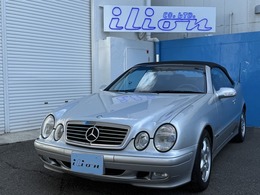 メルセデス・ベンツ CLKクラスカブリオレ CLK320 アバンギャルド 独立4眼ヘッドライト/2オーナー/記録簿11枚
