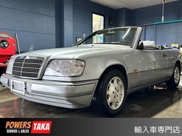 メルセデス・ベンツ Eクラスカブリオレ E320 