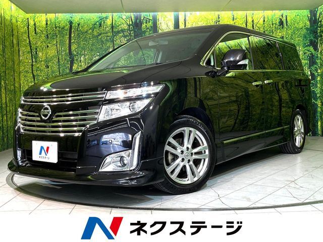 後席モニター　両側電動スライド　メーカーHDDナビ　全周囲カメラ　禁煙車