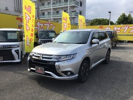 三菱 アウトランダーPHEV 2.0 G リミテッド エディション 4WD ETC　シートヒーター　バックモニター