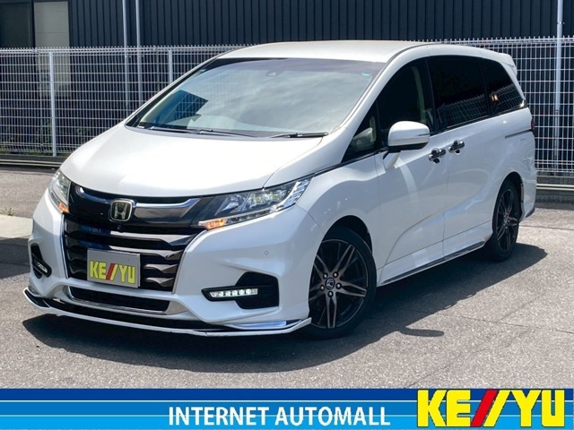 禁煙　ホンダインターナビ　後席モニター　マルチビューカメラ　両側電動スライドドア　フルセグTV　Bluetooth　ETC2.0　パーキングアシスト　ヒーター付電動ハーフレザーシート　追従型クルコン