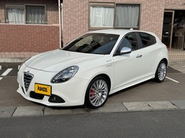 アルファ　ロメオ ジュリエッタ スポルティーバ 黒革電動ヒーター付シート・2本出マフラー