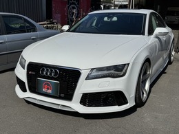アウディ A7スポーツバック 3.0 TFSI クワトロ 4WD 20インチアルミ