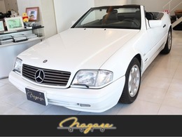 メルセデス・ベンツ SLクラス SL320 左ハンドル　ポーラーホワイト