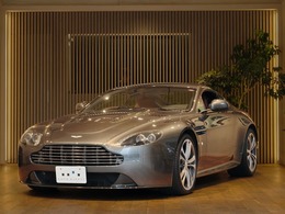 アストンマーティン V12ヴァンテージ 5.9 