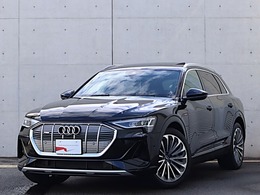 アウディ e-tron 55 クワトロ Sライン 4WD サイレンスP　パノラマサンルーフ　21AW