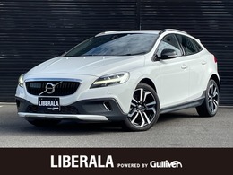 ボルボ V40クロスカントリー D4 ダイナミック エディション ディーゼルターボ ACC　BLIS　純正ナビ　Bカメラ　BT