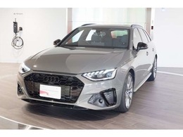 アウディ A4アバント 35 TFSI Sライン S Line Plus PKG　マトリクスLEDヘッドライ