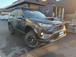 トヨタ RAV4 2.5 ハイブリッド G E-Four 4WD KADDIS　AR4　5インチリフトアップ　構変済