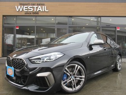 BMW 2シリーズグランクーペ M235i xドライブ 4WD 1オナ　スタッドレスタイヤ付　黒革シート
