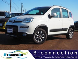 フィアット パンダ 4×4 4WD 6MT　衝突軽減ブレーキ　ルーフレール　規