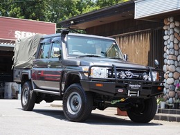 トヨタ ランドクルーザー70ピックアップ 4.0 4WD 30周年アニバーサリー　前後デフロック