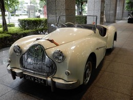 輸入車その他 アルヴィス　TB14　1950年生産　国内唯一 アルヴィス1.9　TB14　ロードスター　4気筒 1900cc　4速MT 　明治産業アルヴィス限定車