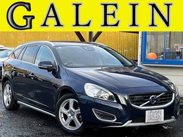 ボルボ V60 T4 検・2年/黒革/ナビ/Bカメ/Bluetooth/Dレコ