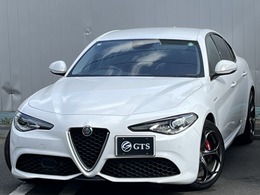アルファ　ロメオ ジュリア 2.0 ターボ ヴェローチェ ディーラー車 レッドレザー 19AW SDナビ