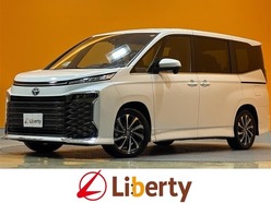 R7　トヨタ　ヴォクシー　ハイブリッド